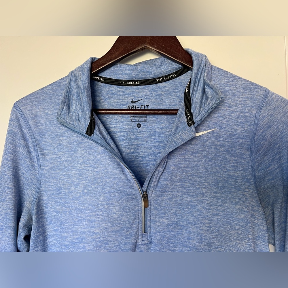 Nike Dri-FIT Women's 1/4-Zip Performance Running Pullover Lightweight Sz Small - Picture 3 of 7